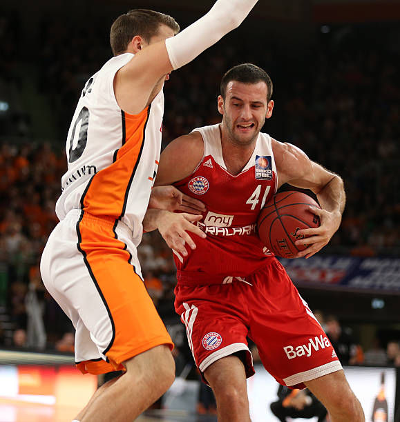 也展示了她 也展示了她